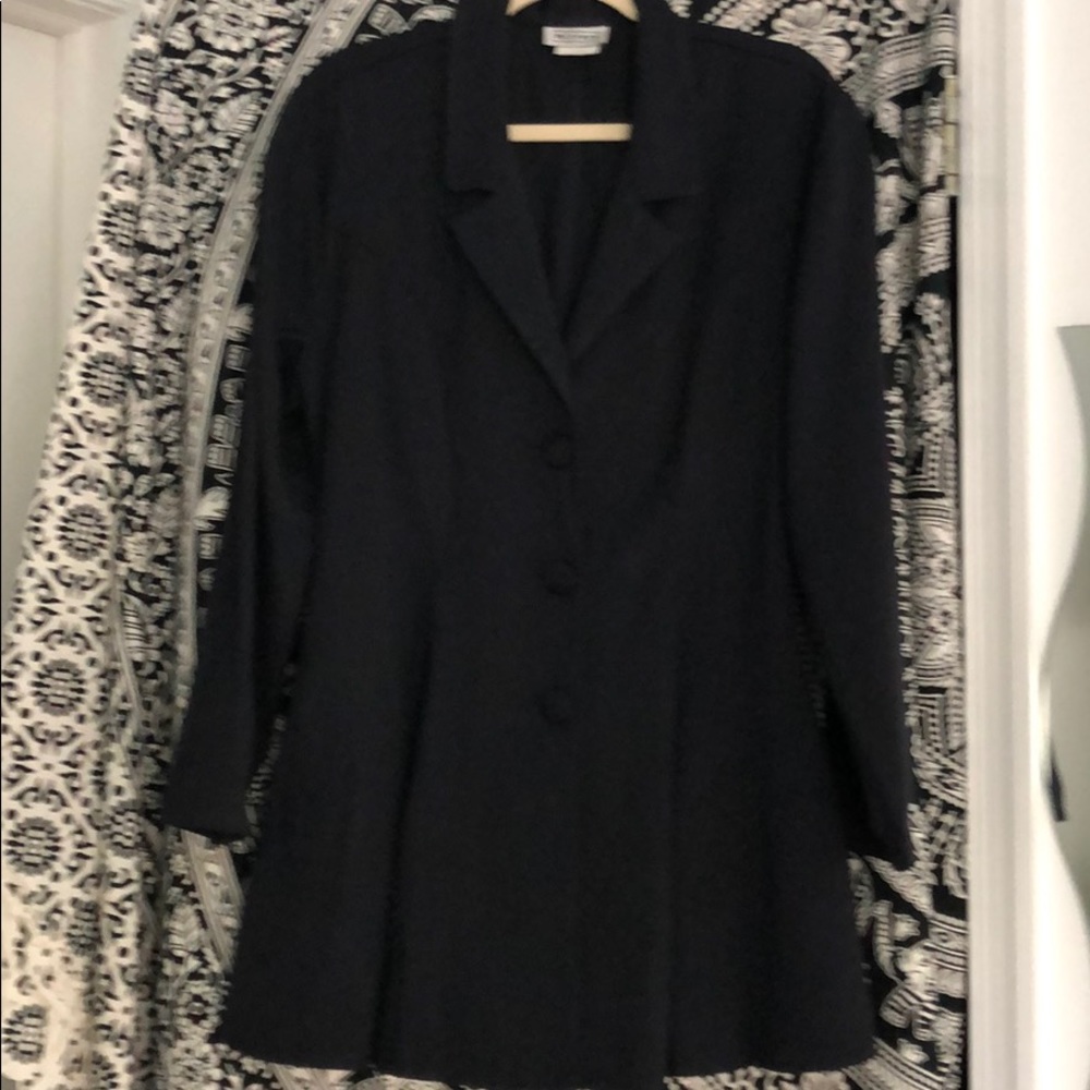 VINTAGE BLACK BUTTON DOWN BLAZER/TUNIC